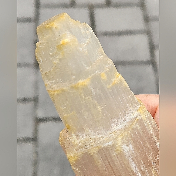 Anthropologie Terrain 3 3/4" Selenite Crystal Castle Tower - Picture 4 of 5